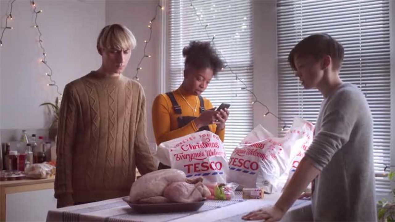 Who’s cut through the Christmas clutter?
